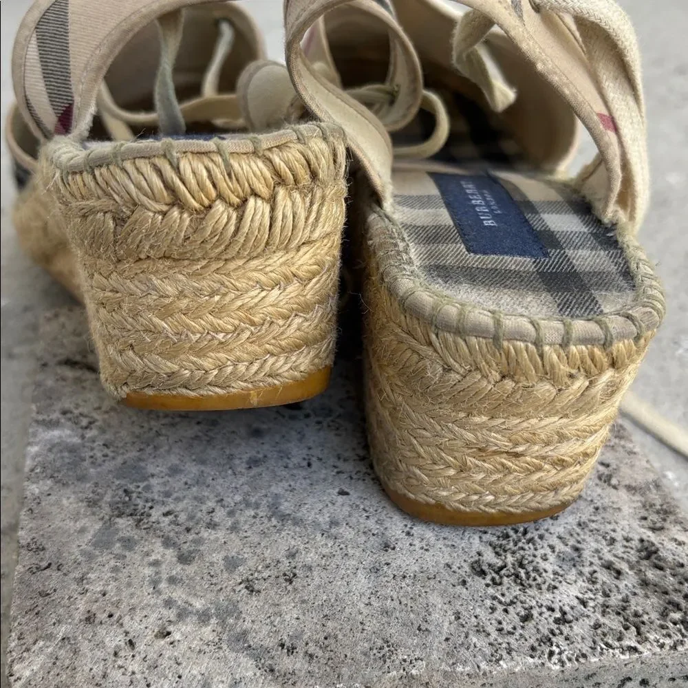 Burberry nova check canvas wedge espadrilles - Picture 5 of 9